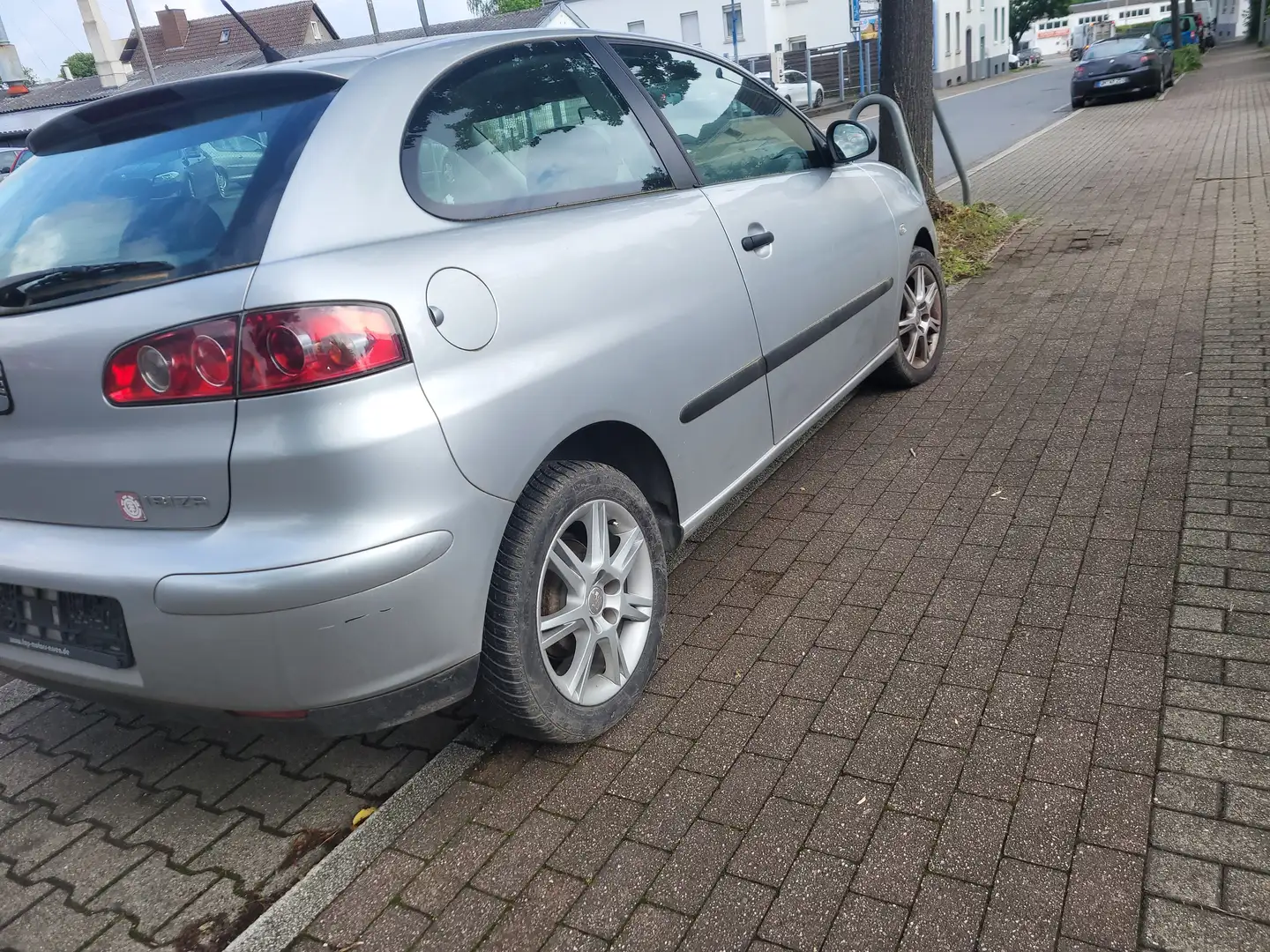 SEAT Ibiza 1.2 12V Stylance Argent - 2