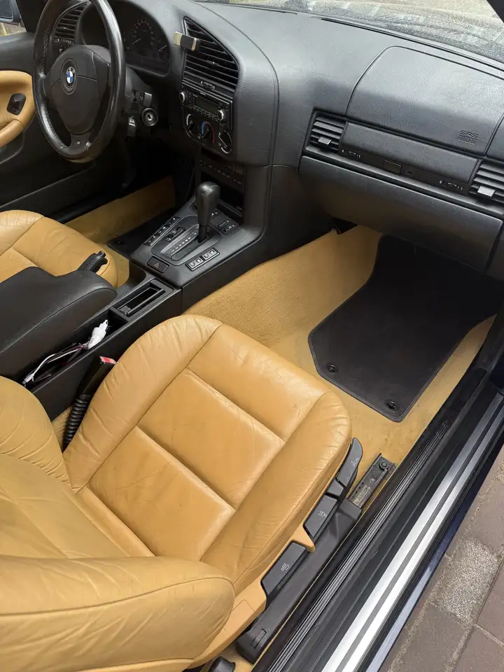 BMW 328i Cabrio Executıive, foto 5