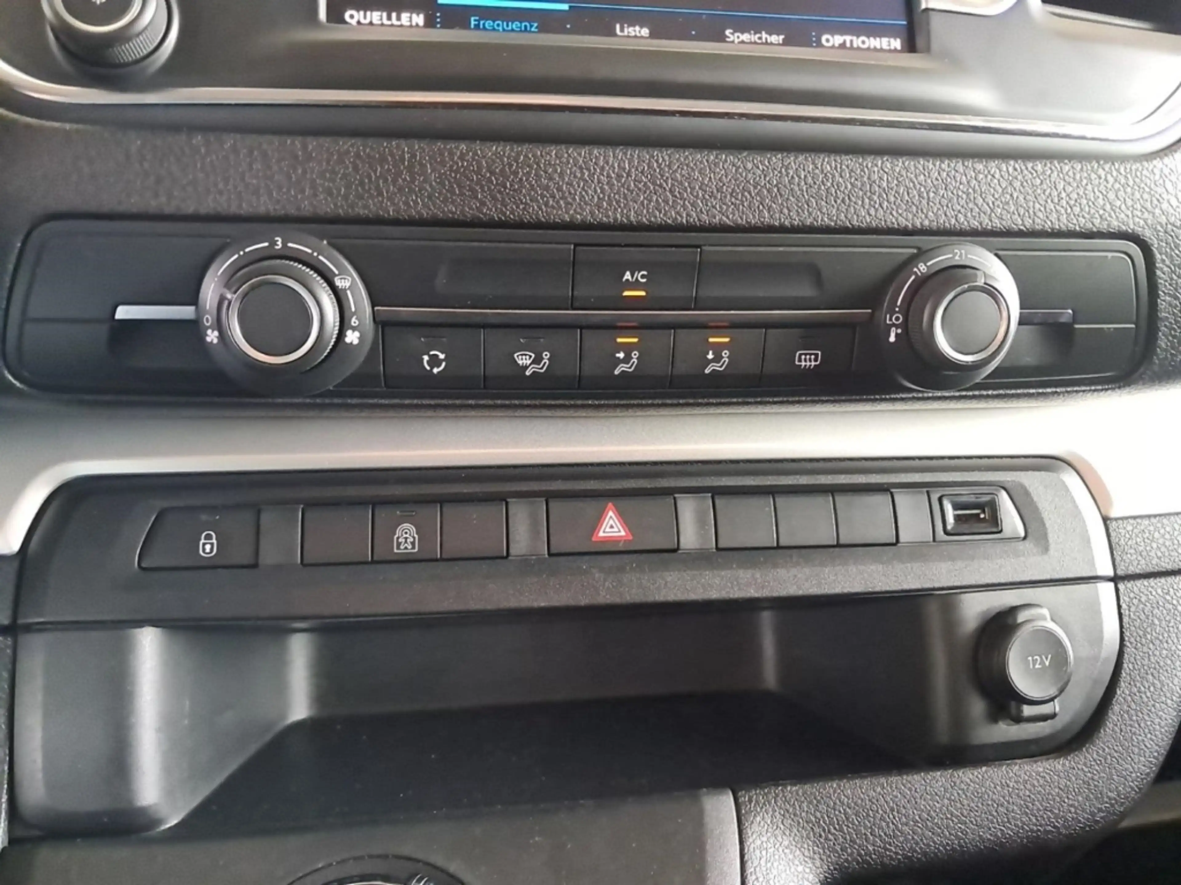 Peugeot Traveller 2.0BHDi 180 L2 Business+KAMERA+CARPLAY — photo 28