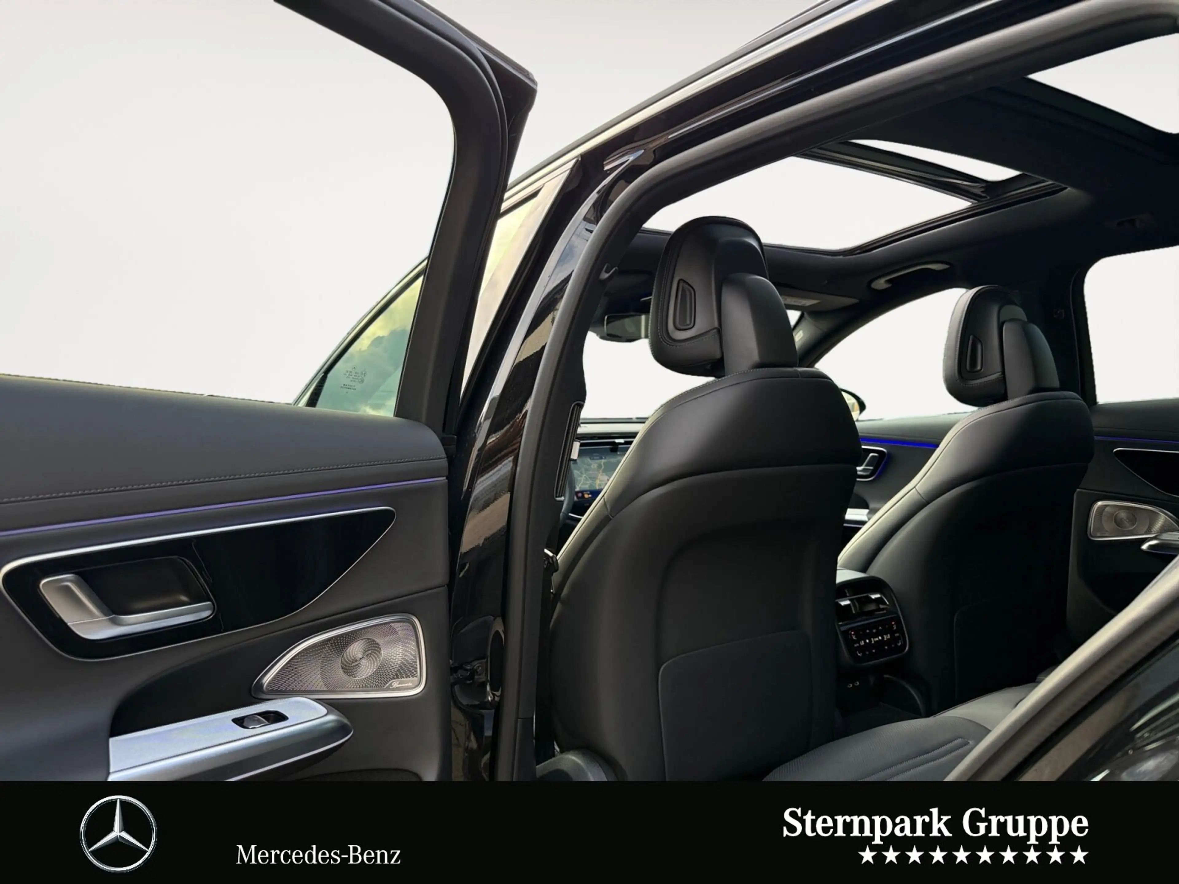 Mercedes-Benz E 53 AMG E 53 HYBRID 4M T Pano+SUPER+AHK+Distro+HuD+GUARD — photo 13