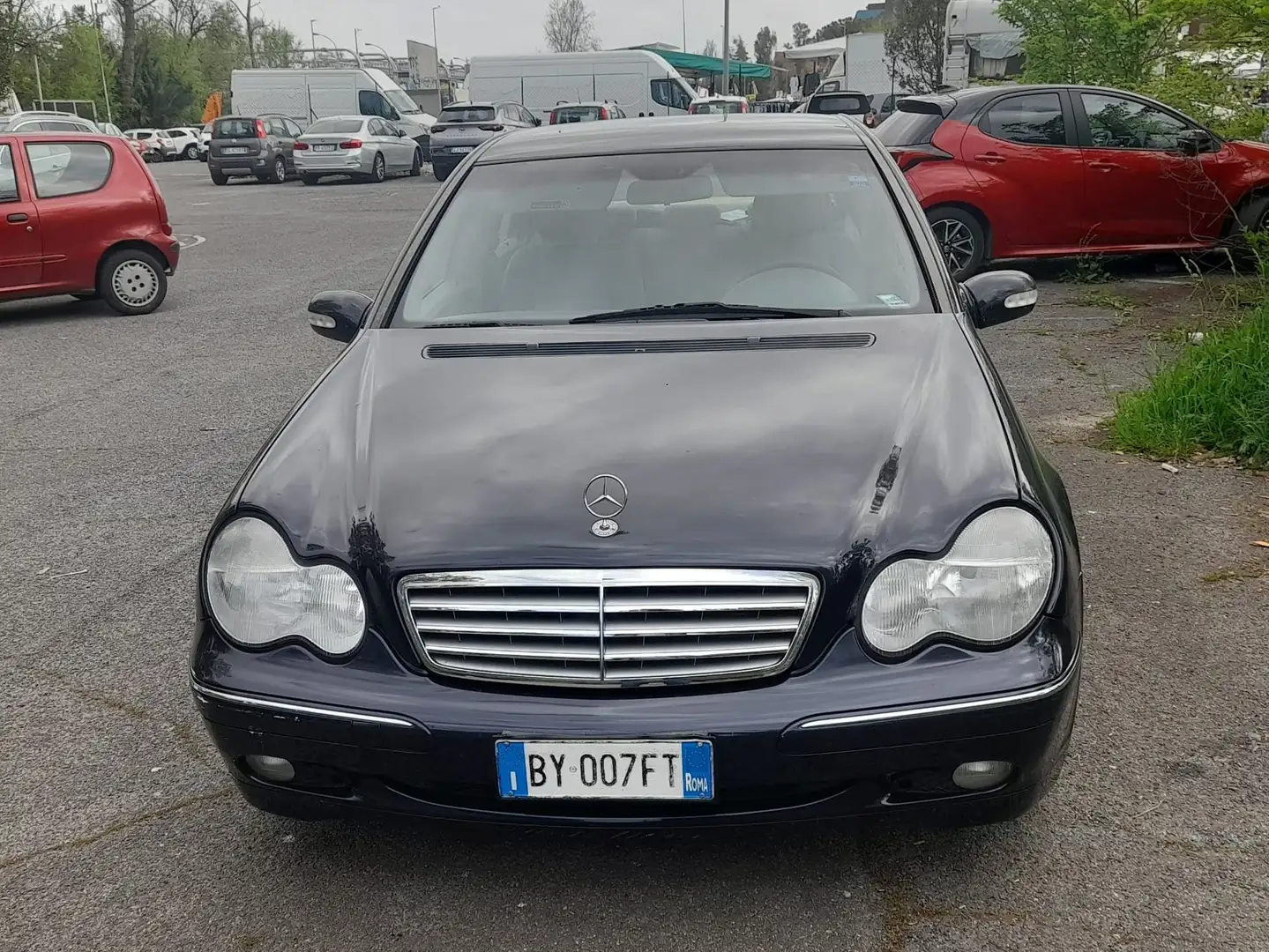 Mercedes-Benz 220 CDI Blau - 1
