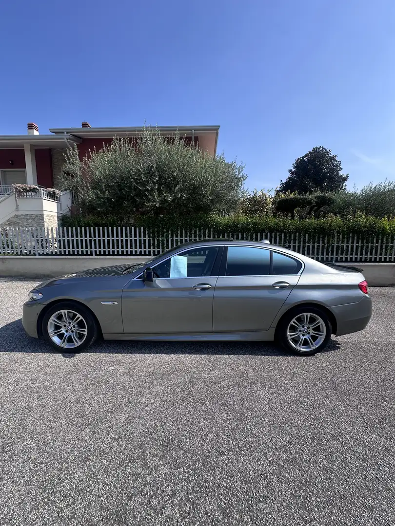 BMW 530 530d xDrive Gran Turismo - 2