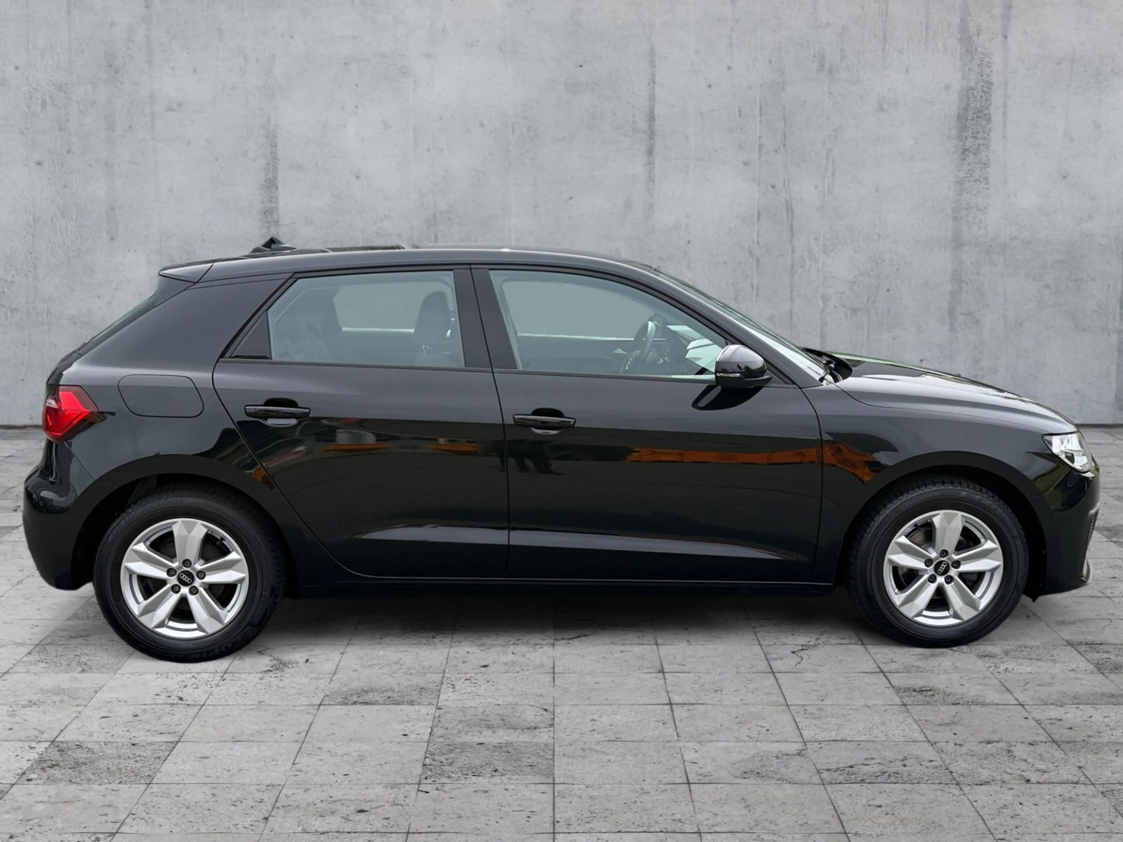 Audi A1 25 TFSI SHZ+PDC+DAB+KLIMA+BLUETOOTH — photo 7