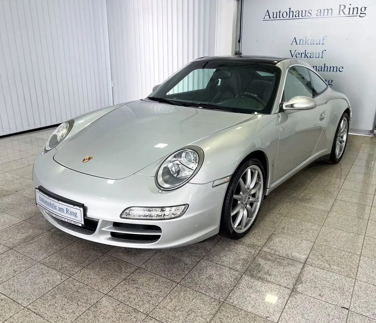Porsche 911 Targa 4 Leder Navi Xenon Scheckheftgepflegt Argent - 2