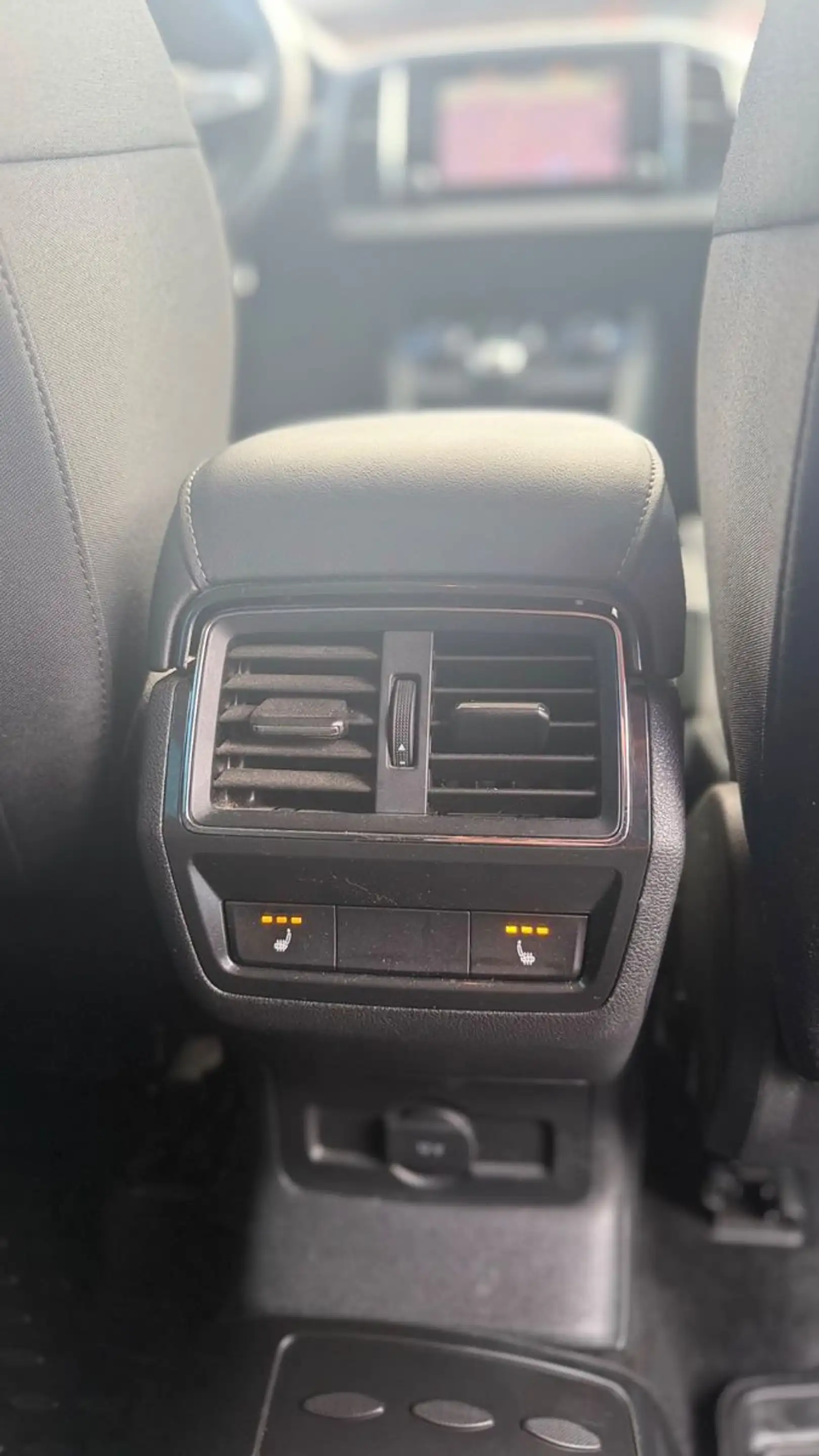 Skoda Karoq 1,5 1 Hand 81000km — photo 15