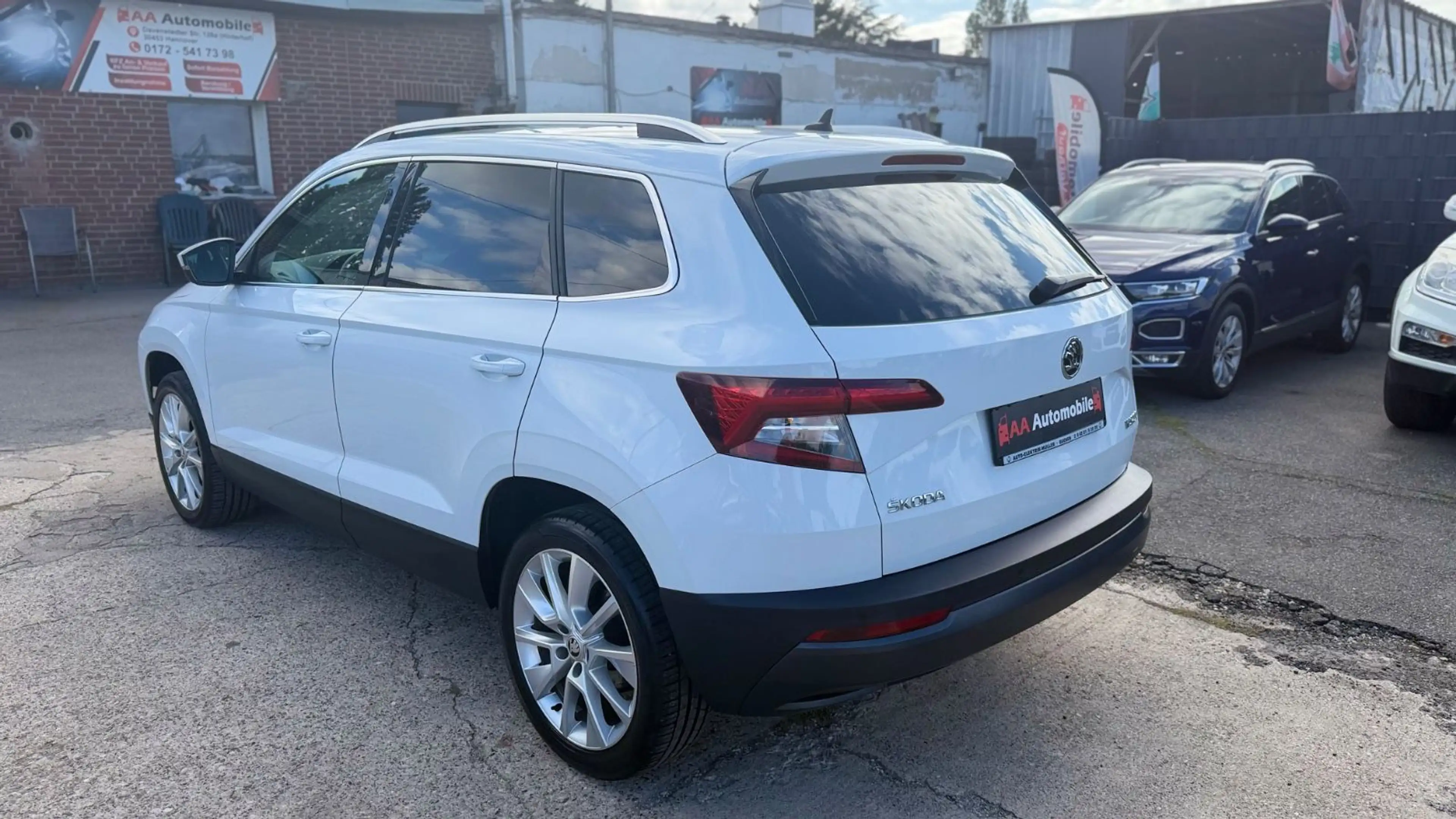 Skoda Karoq 1,5 1 Hand 81000km — photo 4