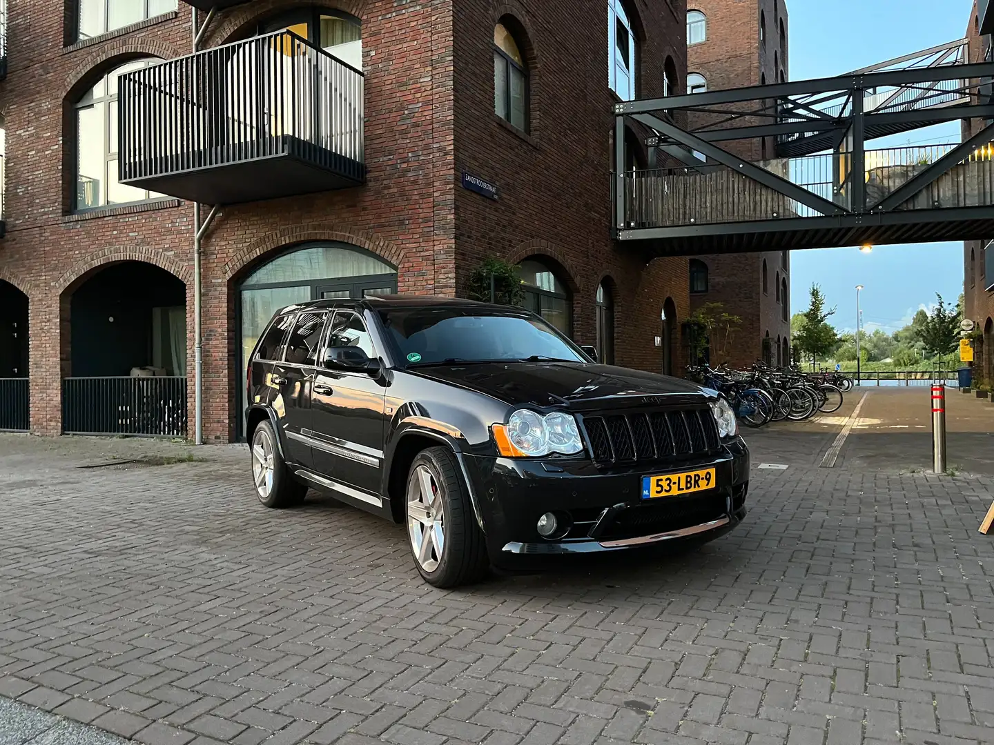 Jeep Grand Cherokee 6.1 SRT-8 Zwart - 2