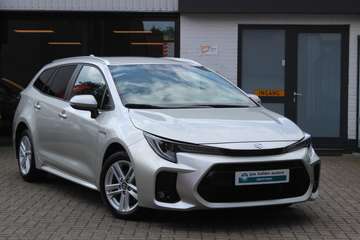 1.8 Hybrid Style Bliss, Carplay Navi, Clima, Camer