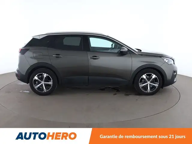 Peugeot 3008 view 7