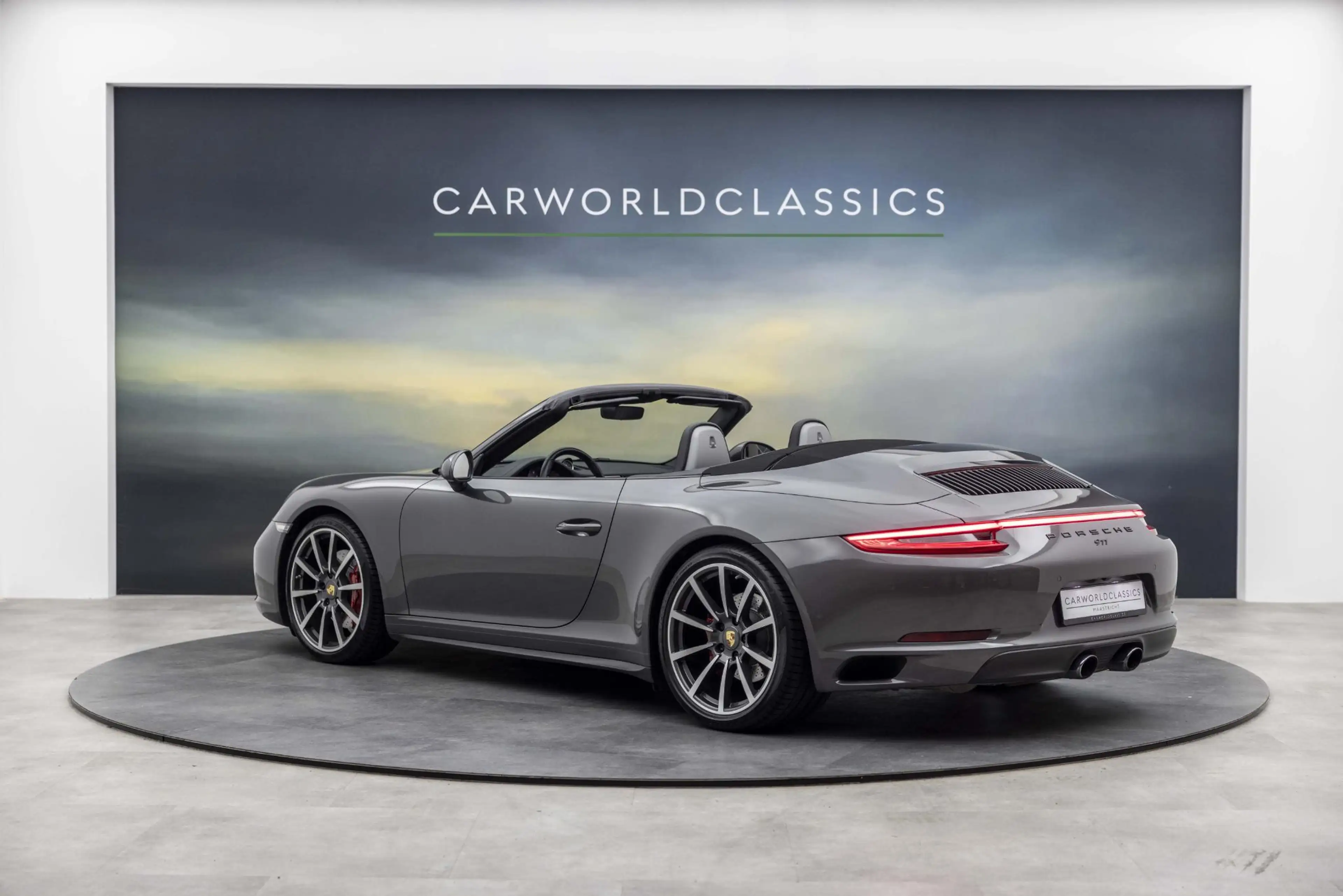 Porsche 991 991.2 - 3.0 CARRERA 4S CABRIO — photo 10