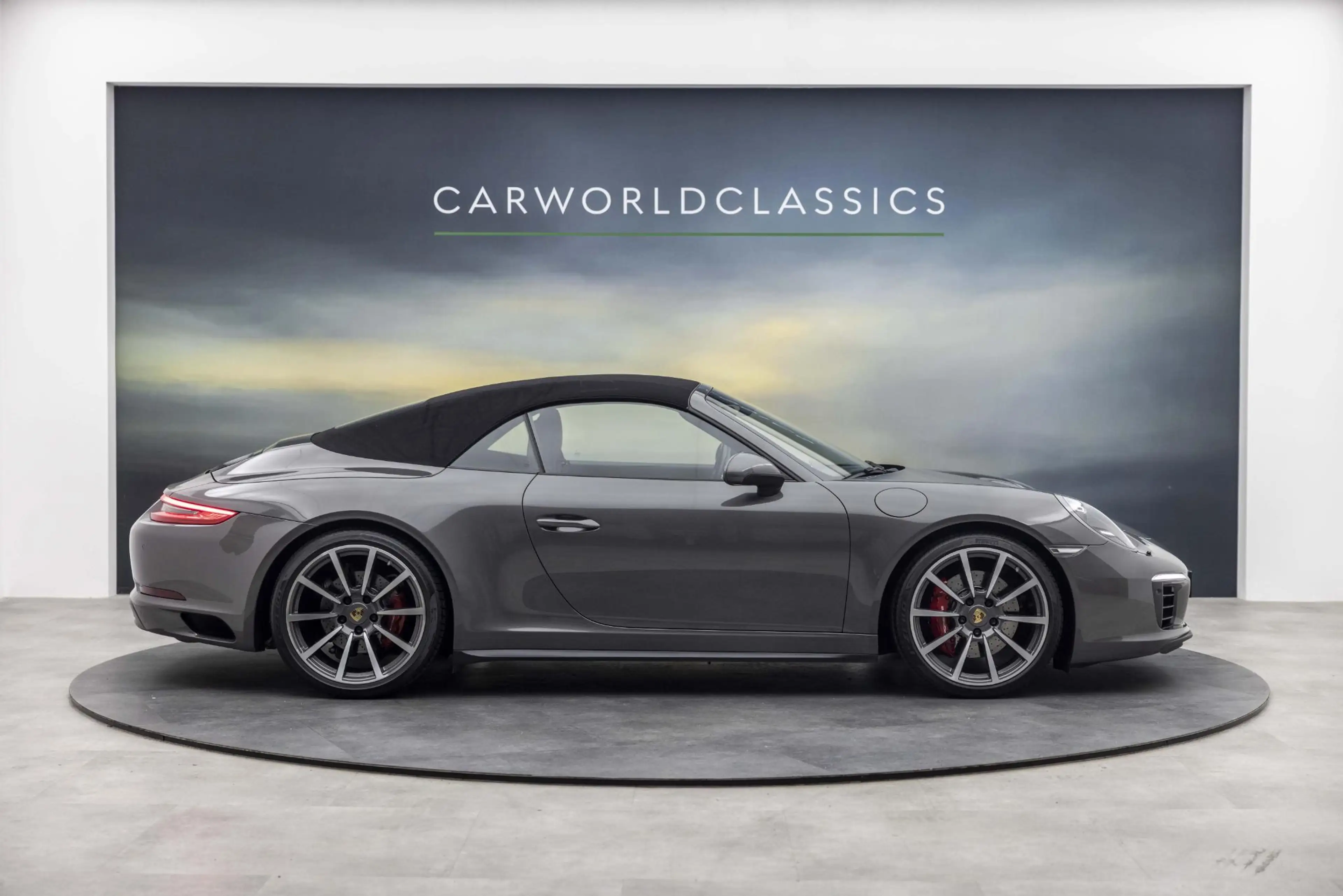 Porsche 991 991.2 - 3.0 CARRERA 4S CABRIO — photo 13