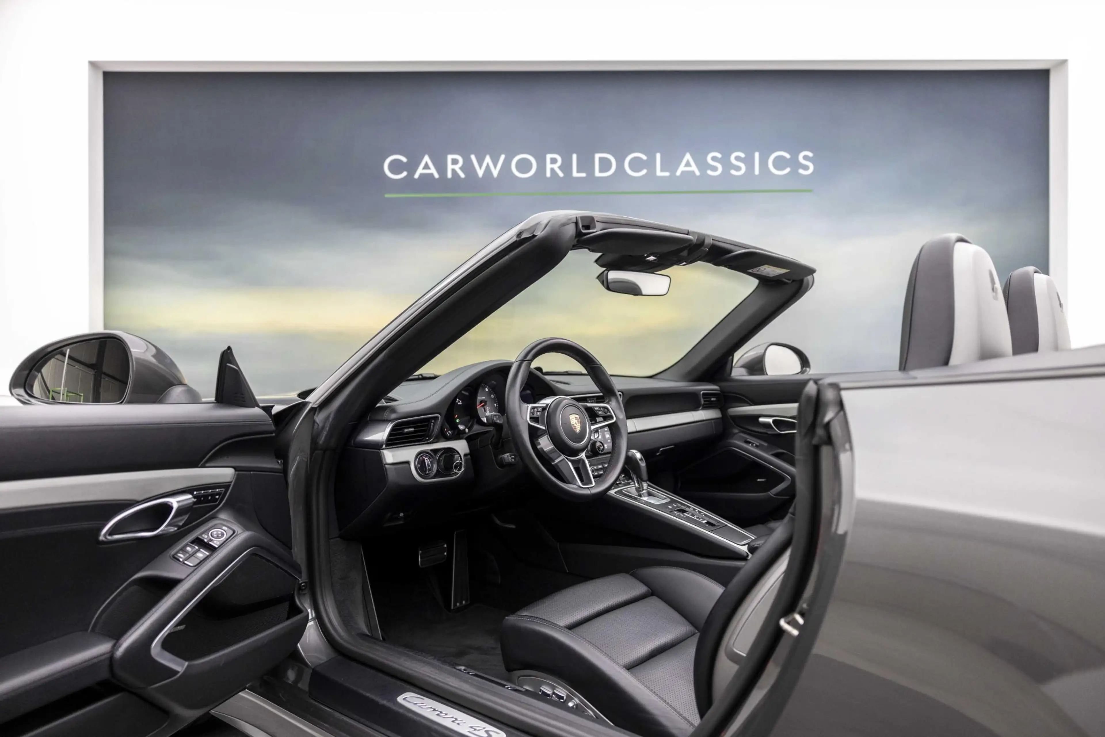 Porsche 991 991.2 - 3.0 CARRERA 4S CABRIO — photo 27