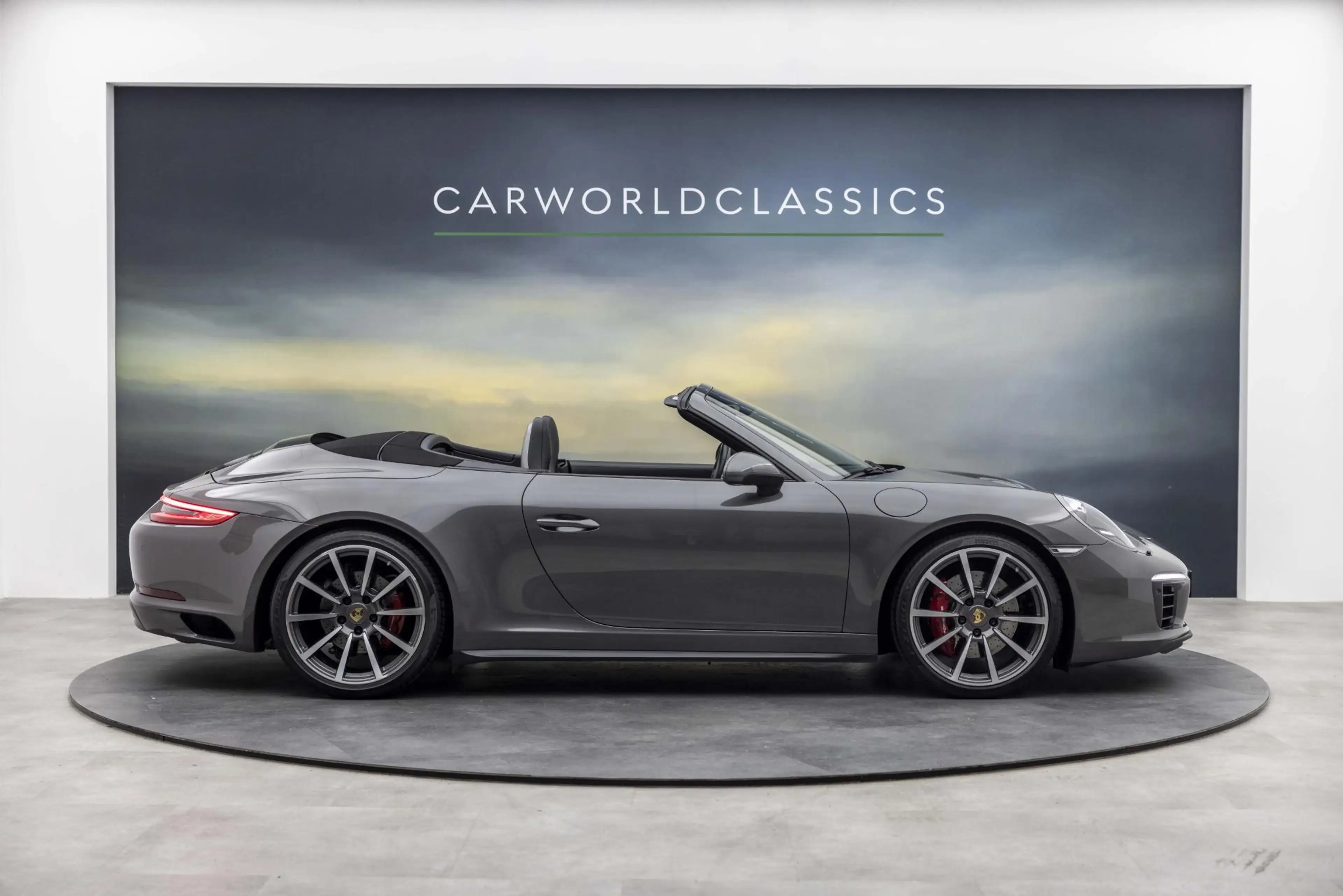 Porsche 991 991.2 - 3.0 CARRERA 4S CABRIO — photo 15