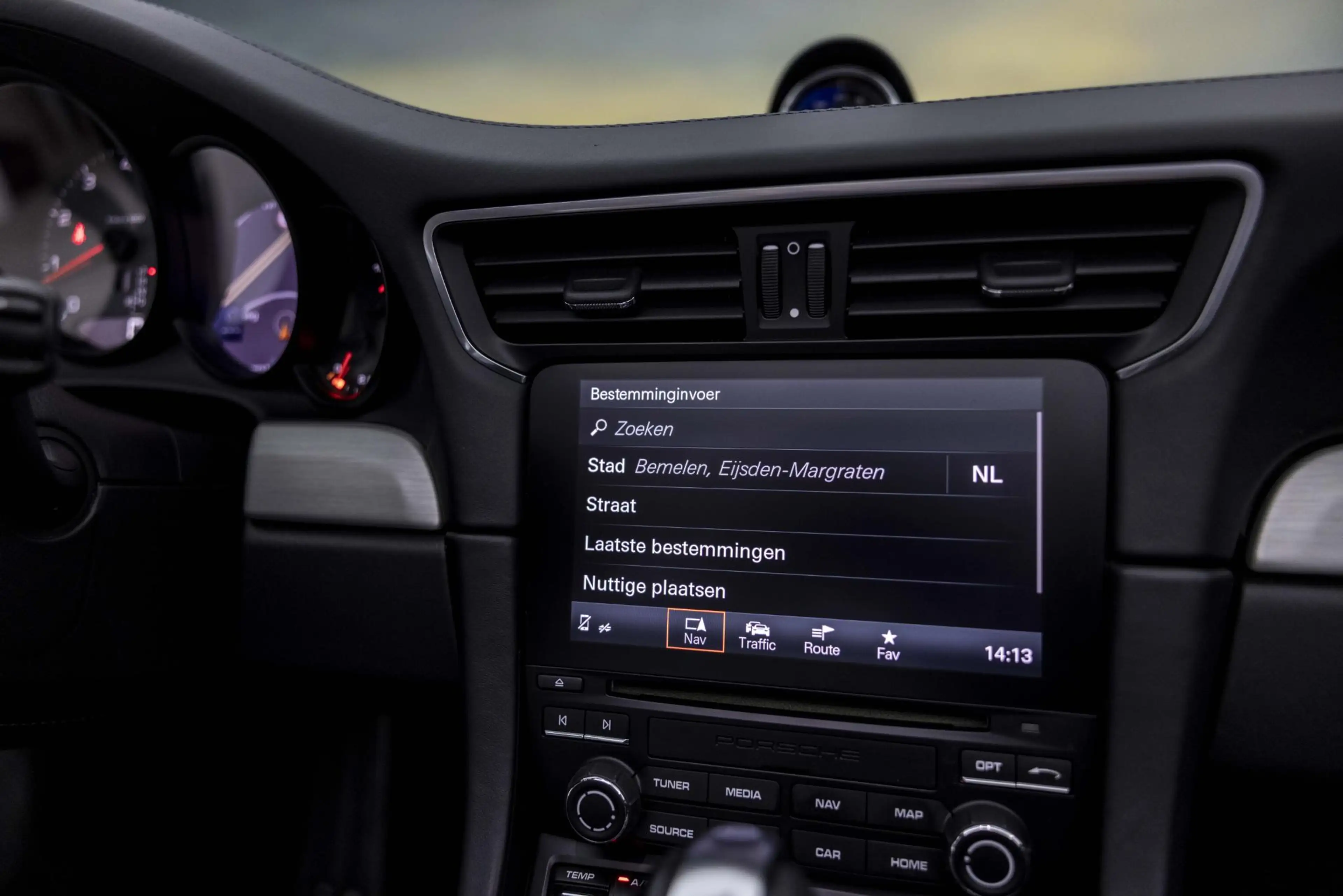 Porsche 991 991.2 - 3.0 CARRERA 4S CABRIO — photo 50