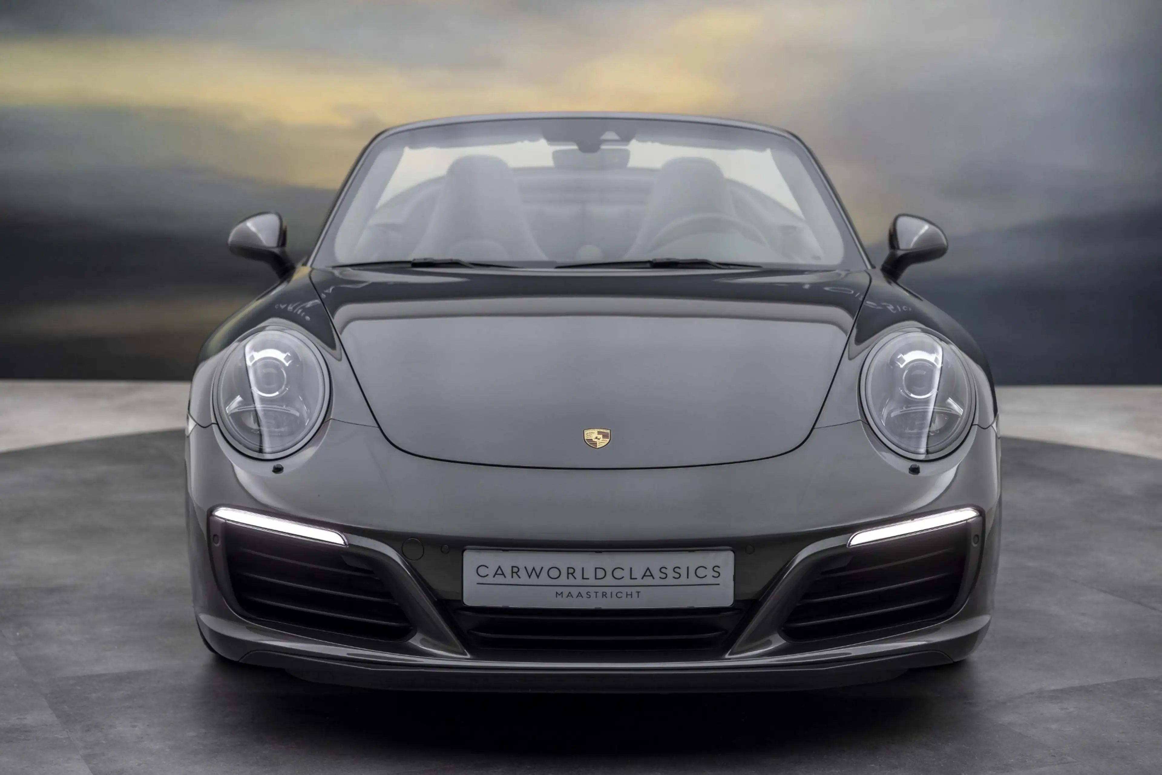 Porsche 991 991.2 - 3.0 CARRERA 4S CABRIO — photo 19