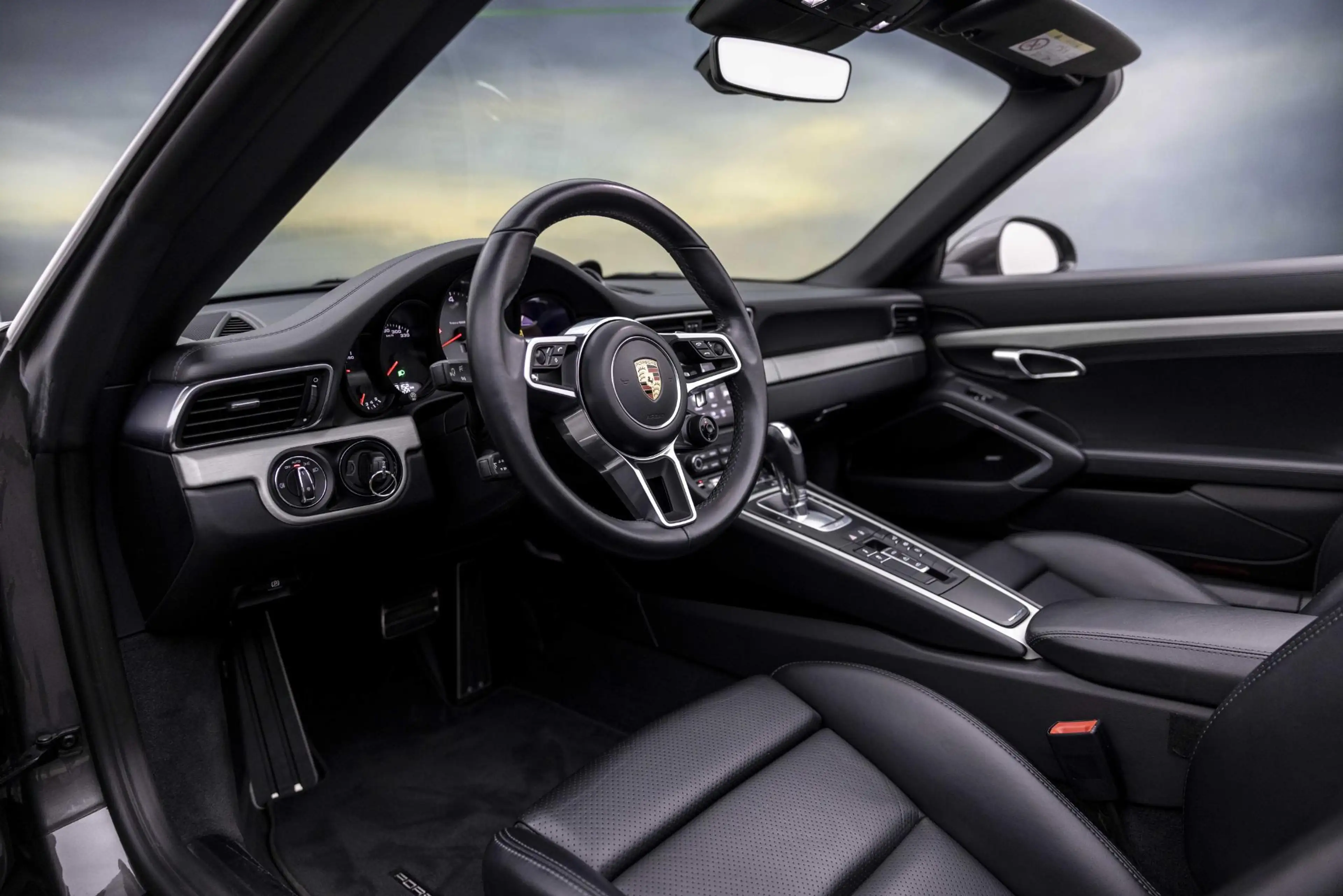 Porsche 991 991.2 - 3.0 CARRERA 4S CABRIO — photo 28