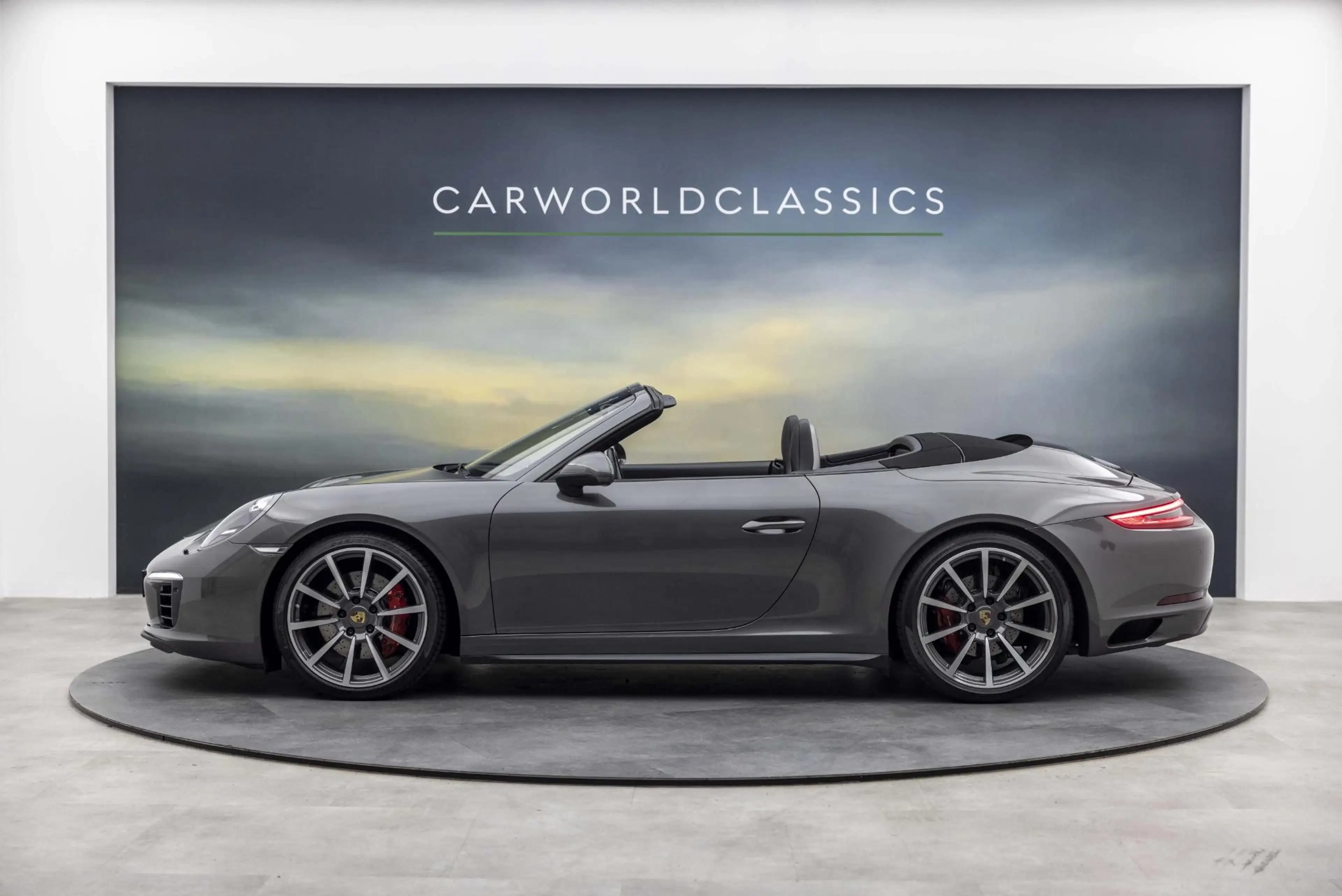 Porsche 991 991.2 - 3.0 CARRERA 4S CABRIO — photo 16