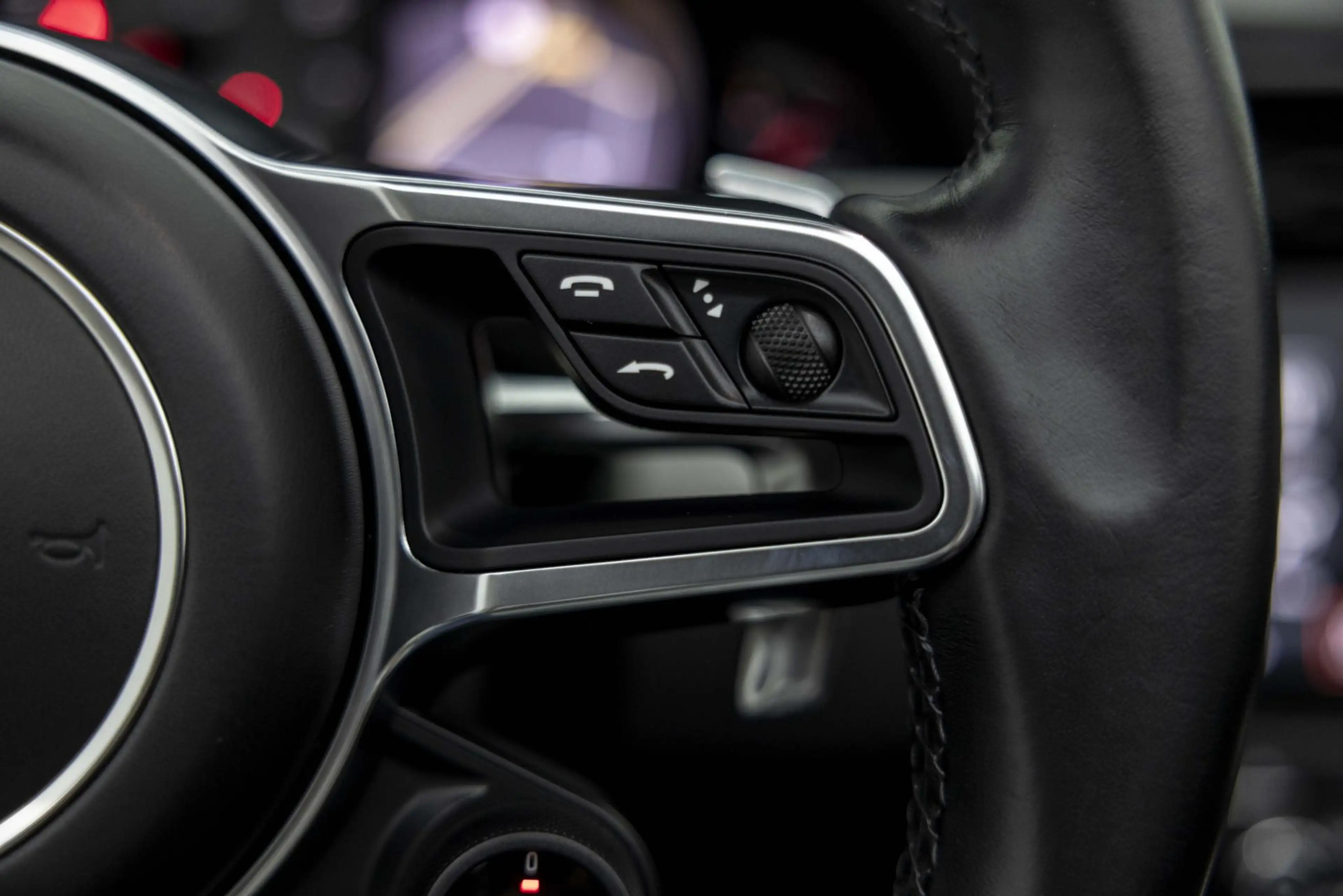 Porsche 991 991.2 - 3.0 CARRERA 4S CABRIO — photo 45