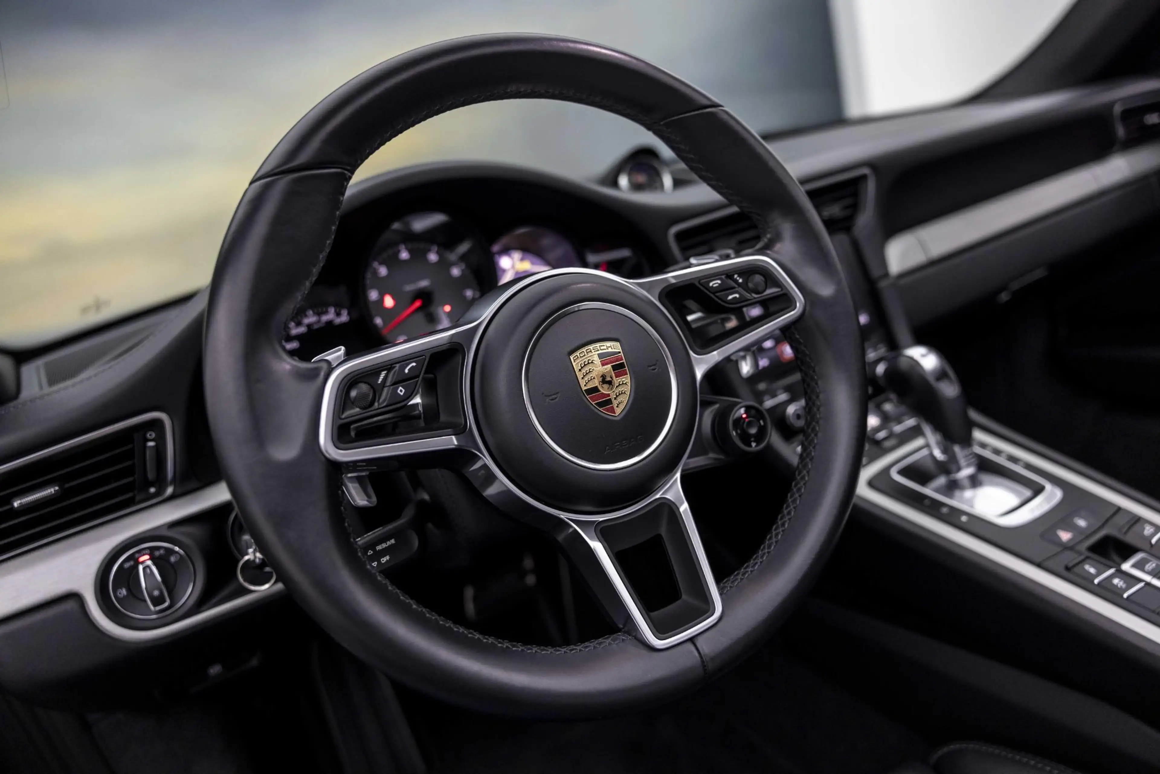 Porsche 991 991.2 - 3.0 CARRERA 4S CABRIO — photo 29