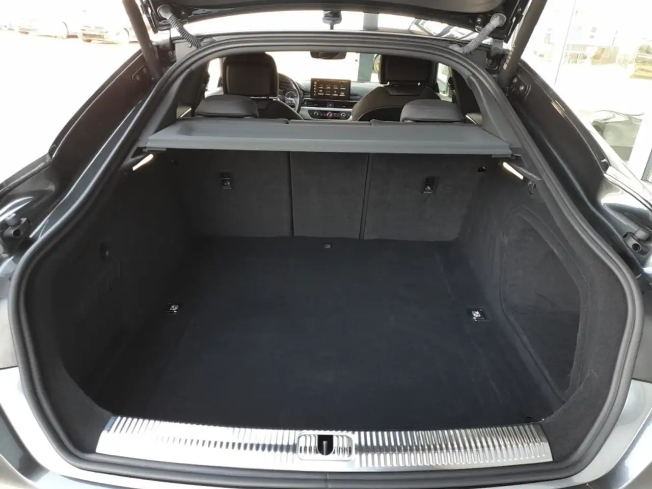 Audi A5 SB S-LINE 40 TDI S-tr *19 ZOLL / MATRIX LED / STANDHZG / VIRTUELL / KAMERA / OPTIKPAKET SCHWARZ* 13