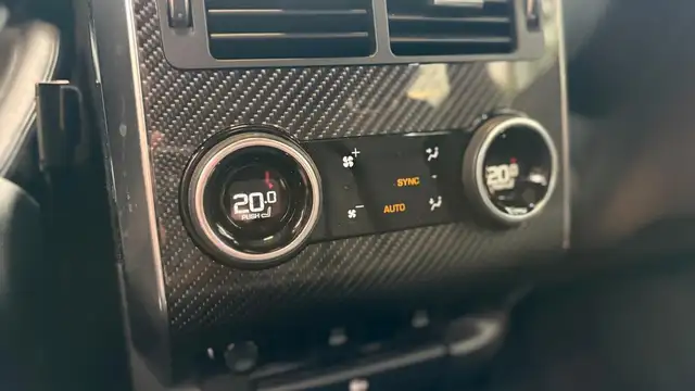 Land Rover Range Rover Sport view 13