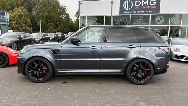 Land Rover Range Rover Sport view 4