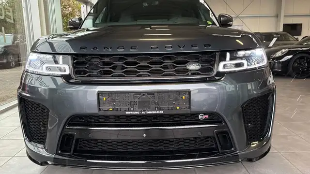 Land Rover Range Rover Sport view 8