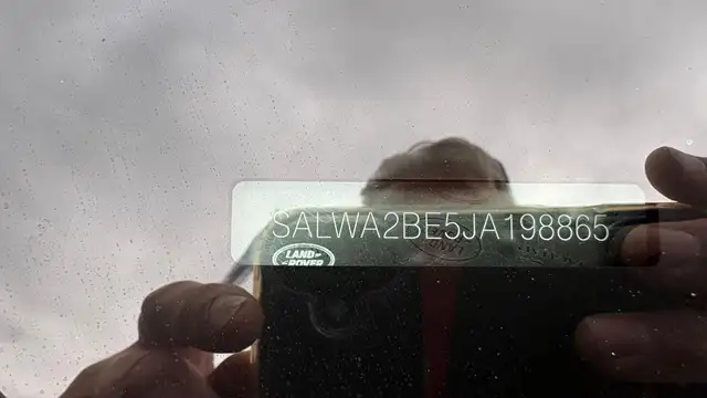 Land Rover Range Rover Sport view 6