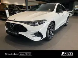 Mercedes-Benz CLA 250 + AMG+PANO+AHK+MultibeamLED+Memory+Night