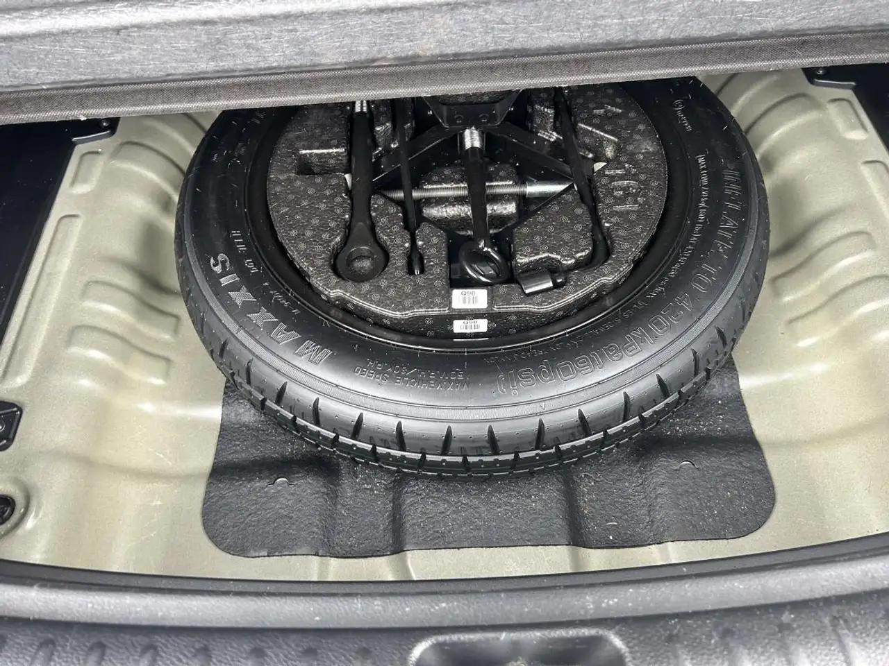 Kia Seltos снимка Kia Seltos