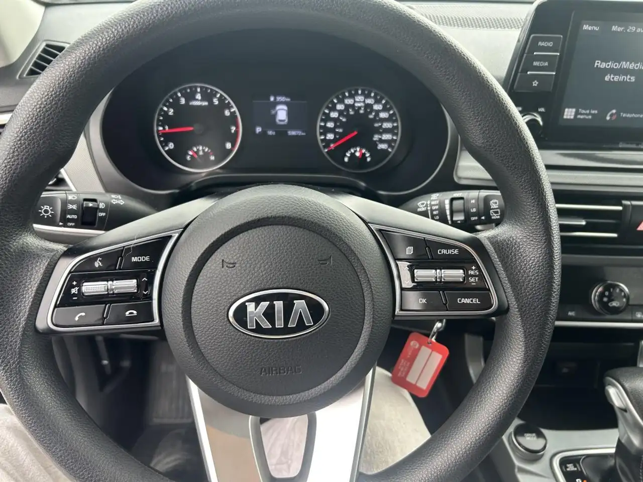 Kia Seltos снимка Kia Seltos