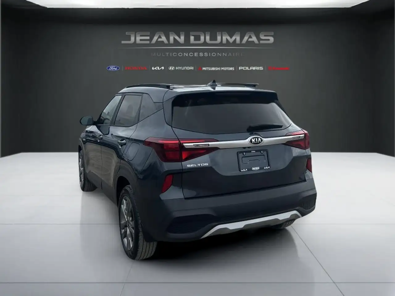 Kia Seltos снимка Kia Seltos