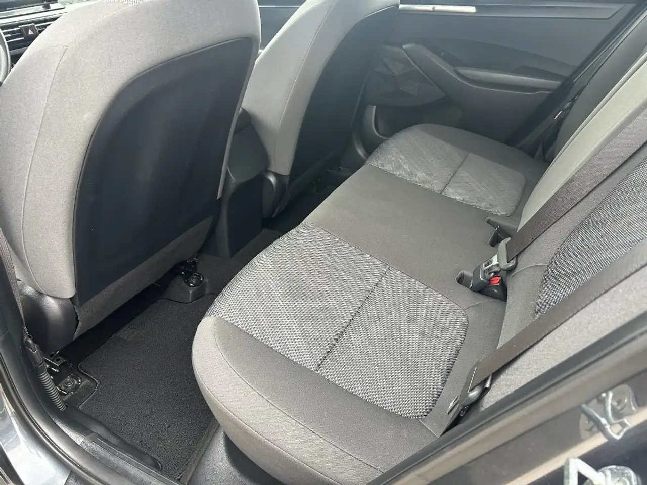 Kia Seltos снимка Kia Seltos