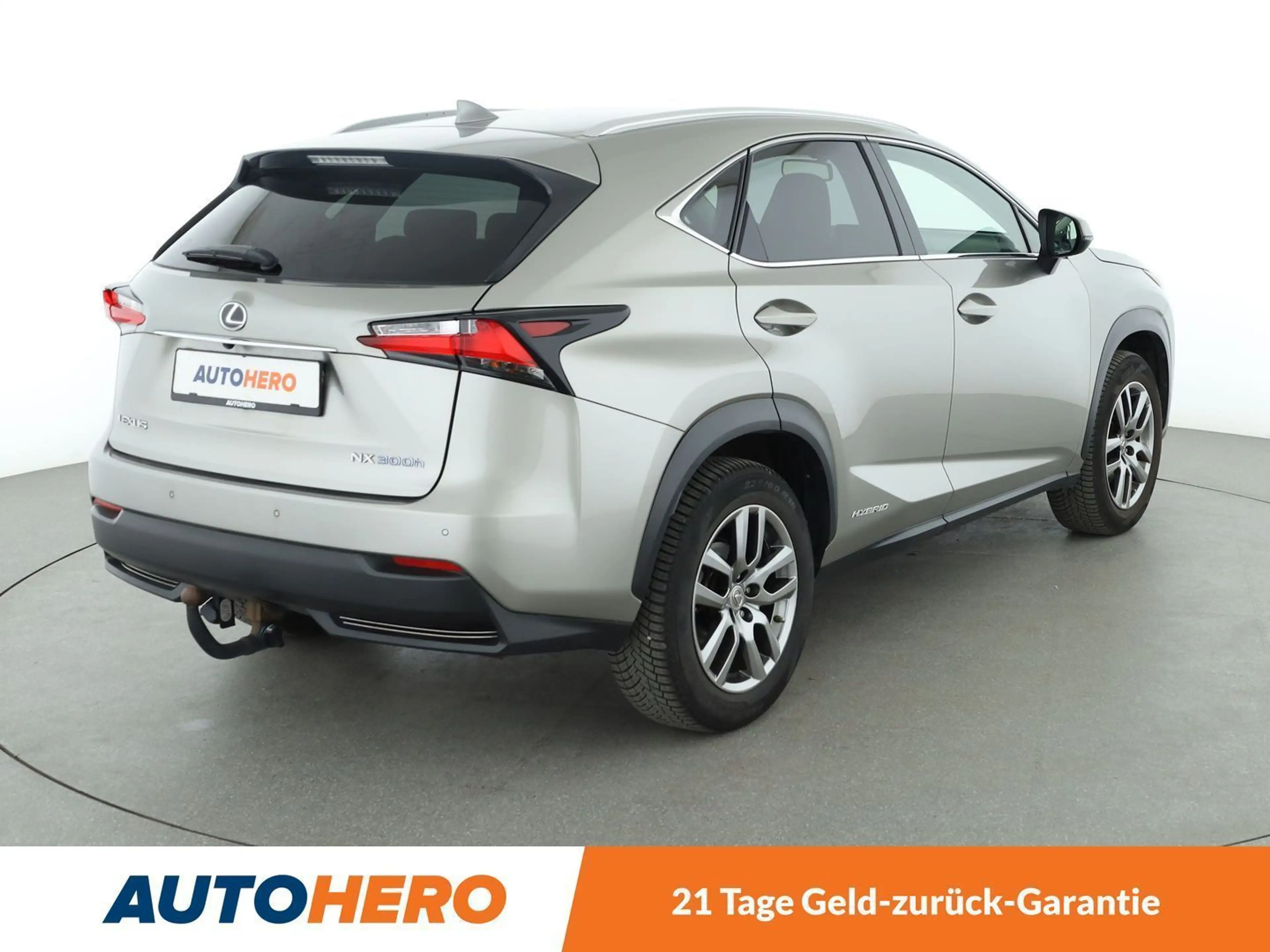 Lexus NX 300h NX 300h E-Four Executive Line Aut.*NAVI*LED*ACC* — photo 6
