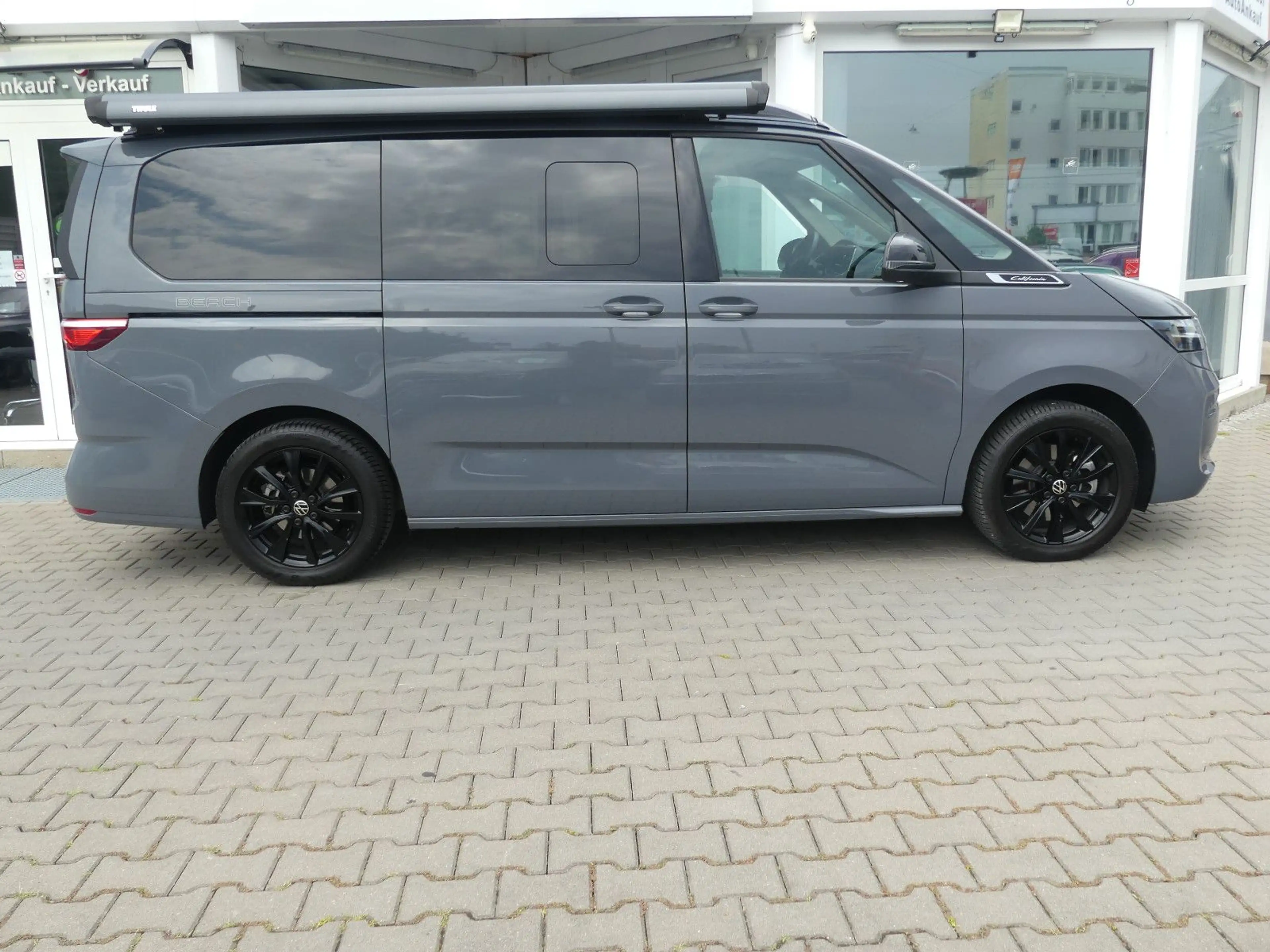 Volkswagen T7 California Beach Camper Ocean LED AHK Standhz — photo 4