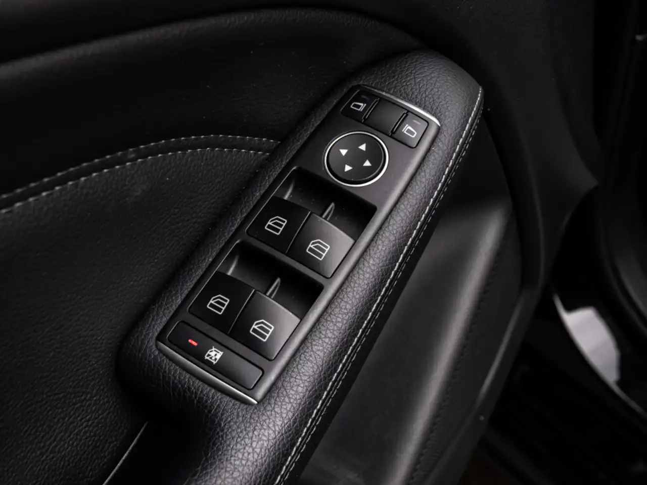 Mercedes-Benz B-Class fotografie Mercedes-Benz B-Class