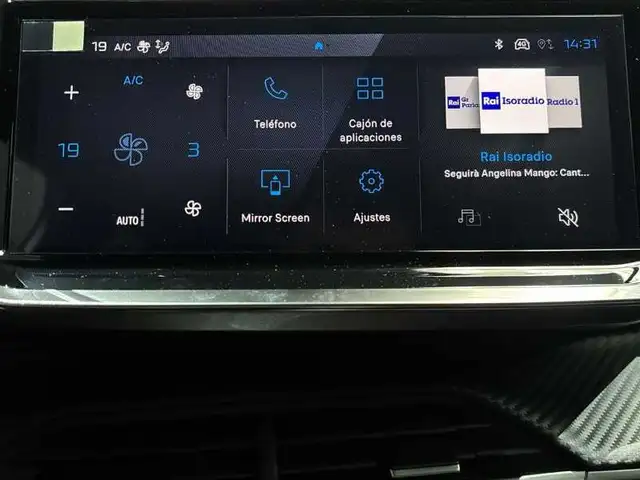 Peugeot 2008 view 17