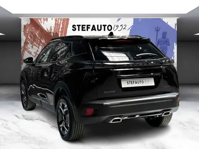 Peugeot 2008 view 5