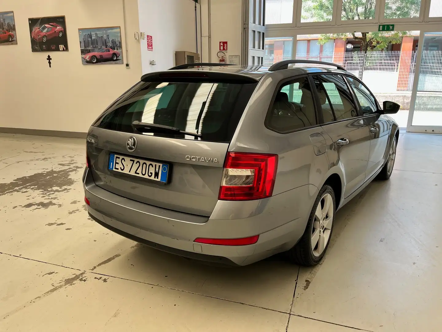 Skoda Octavia Octavia Wagon 1.6 tdi cr Style Grigio - 2