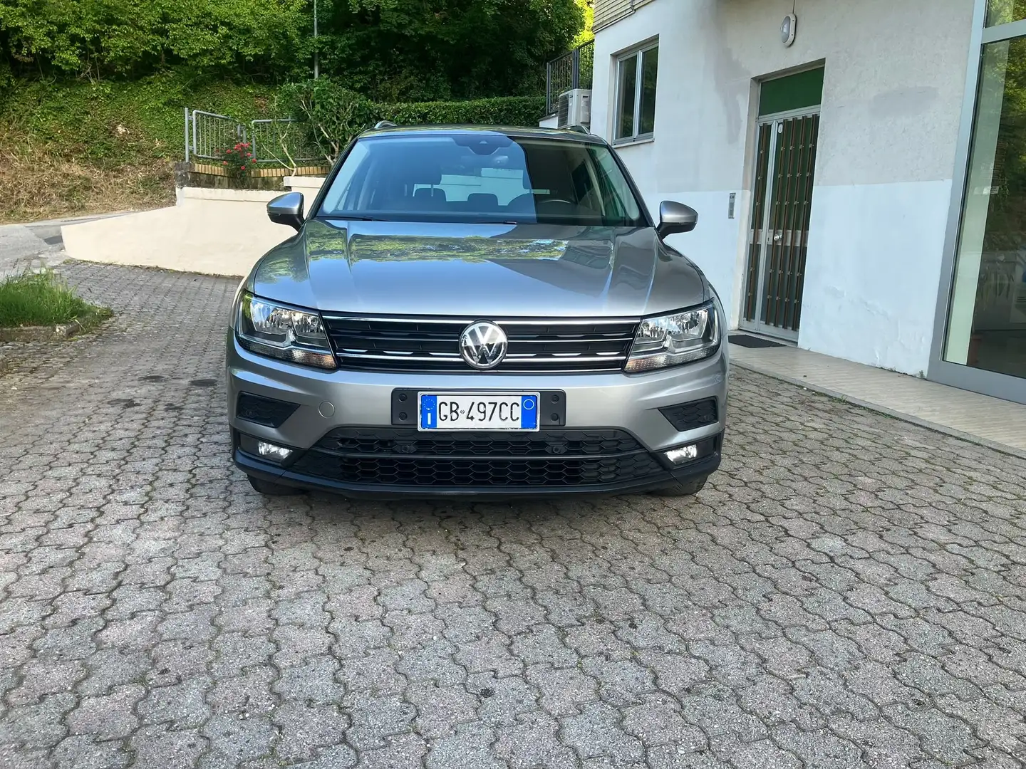 Volkswagen Tiguan Tiguan 2.0 tdi Business 4motion 150cv dsg Gris - 2