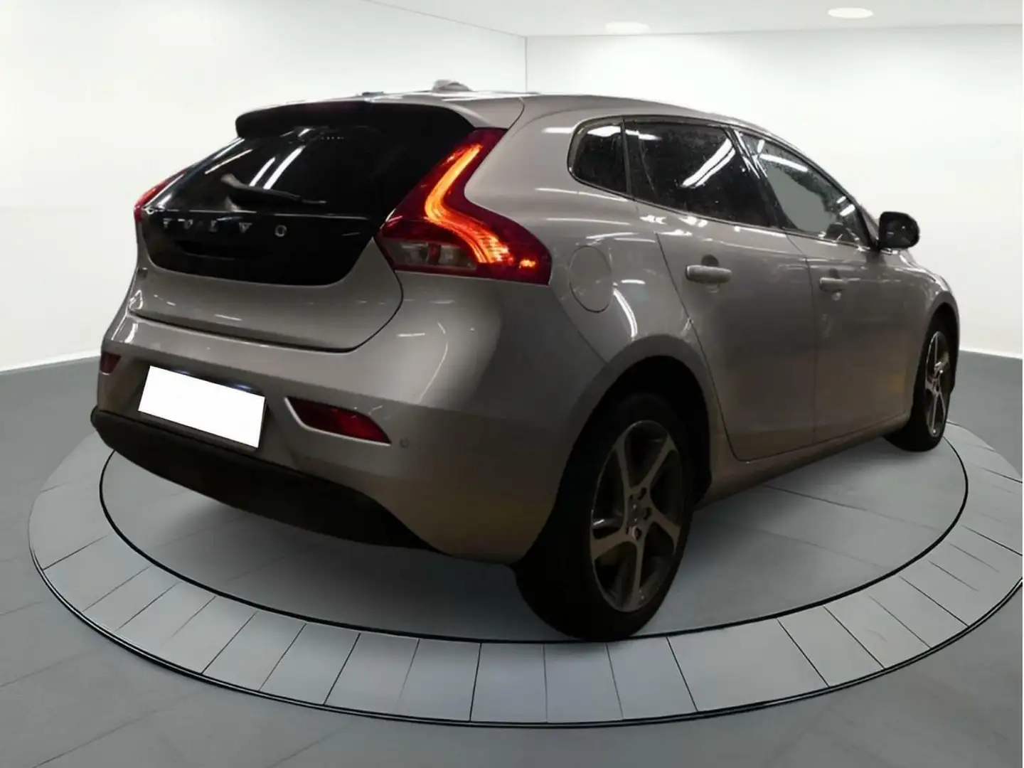 Volvo V40 D2 Momentum 120 Gris - 2