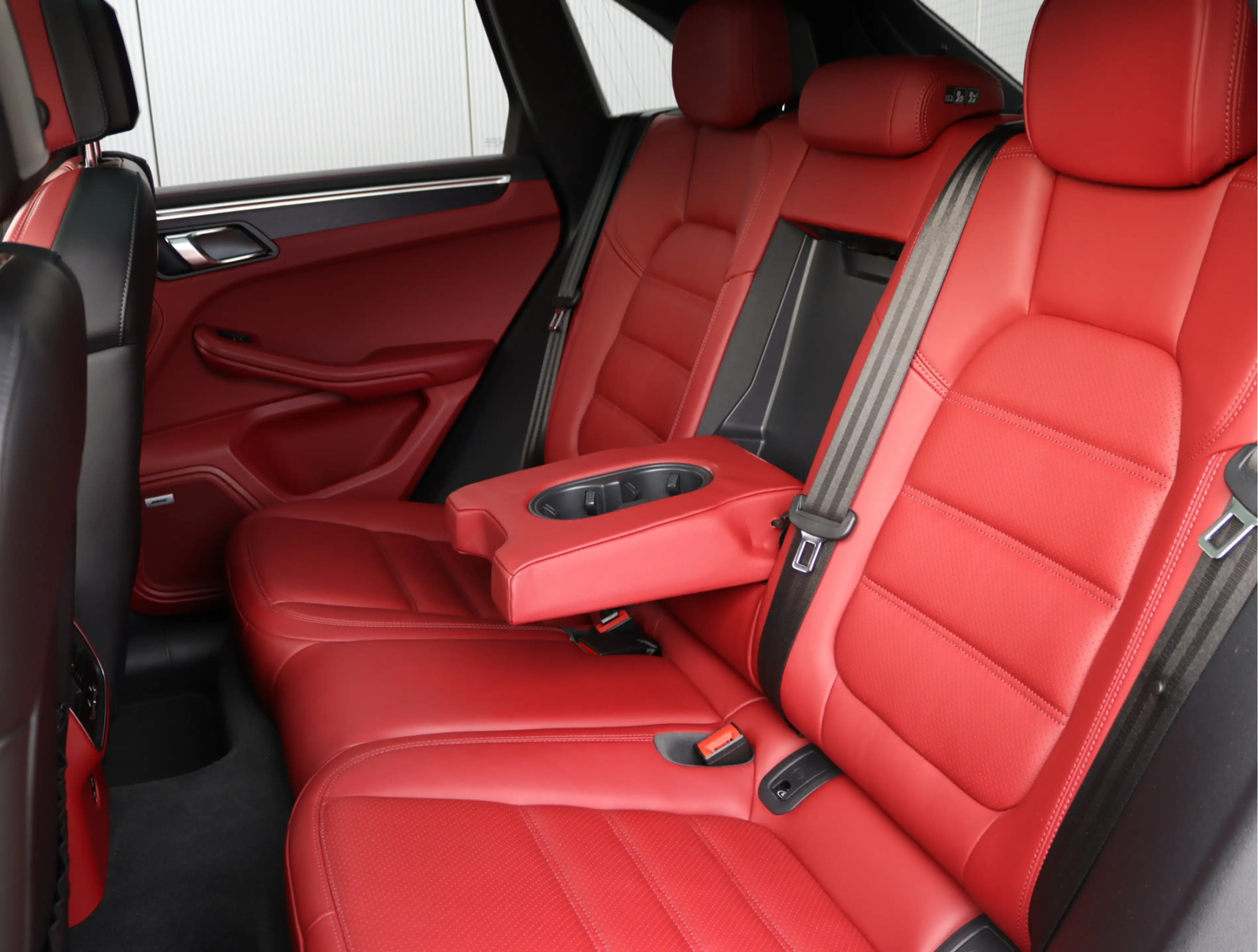 Porsche Macan 2.9 GTS | Pano | Sport Chrono | Luchtvering | BOSE — photo 33