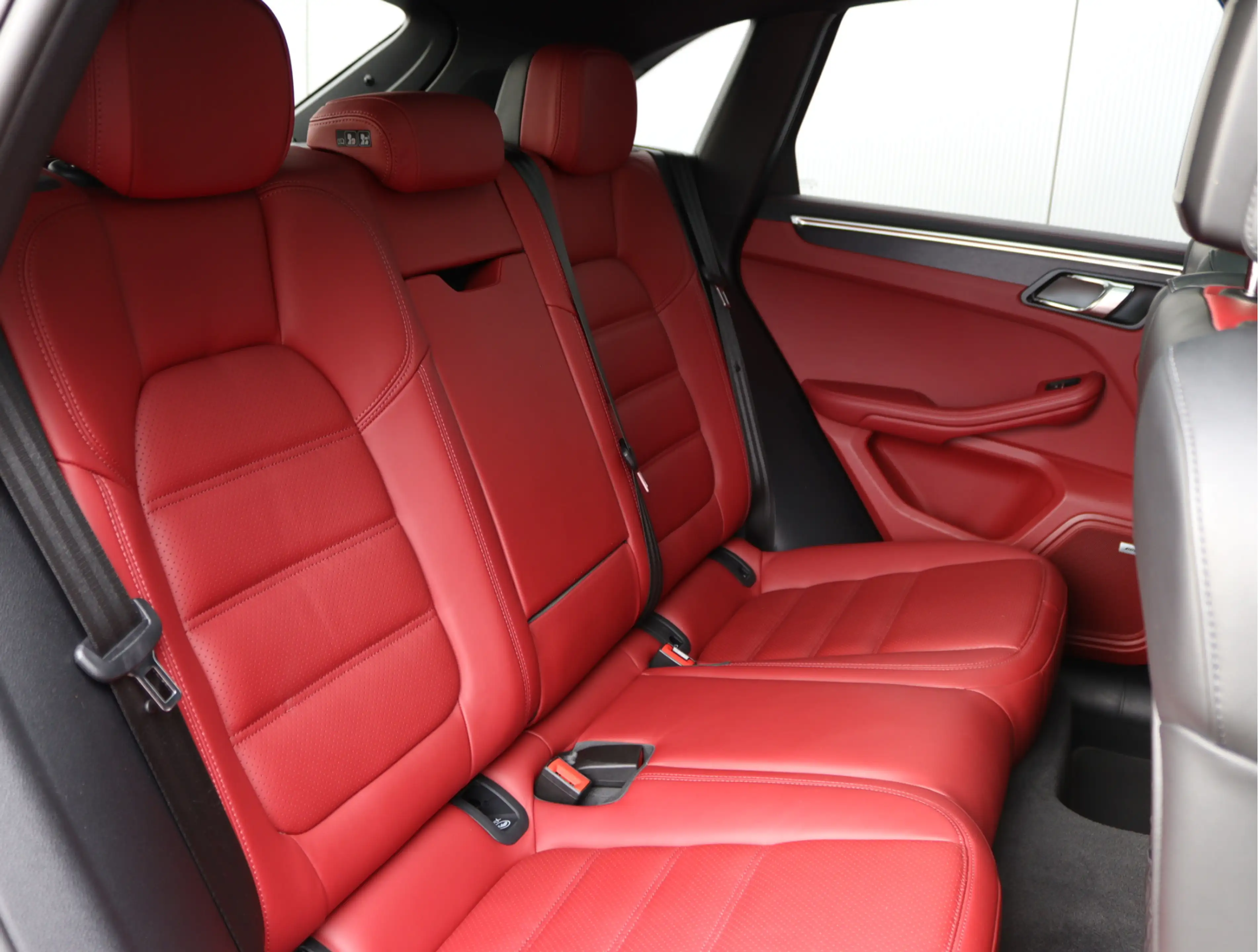 Porsche Macan 2.9 GTS | Pano | Sport Chrono | Luchtvering | BOSE — photo 32