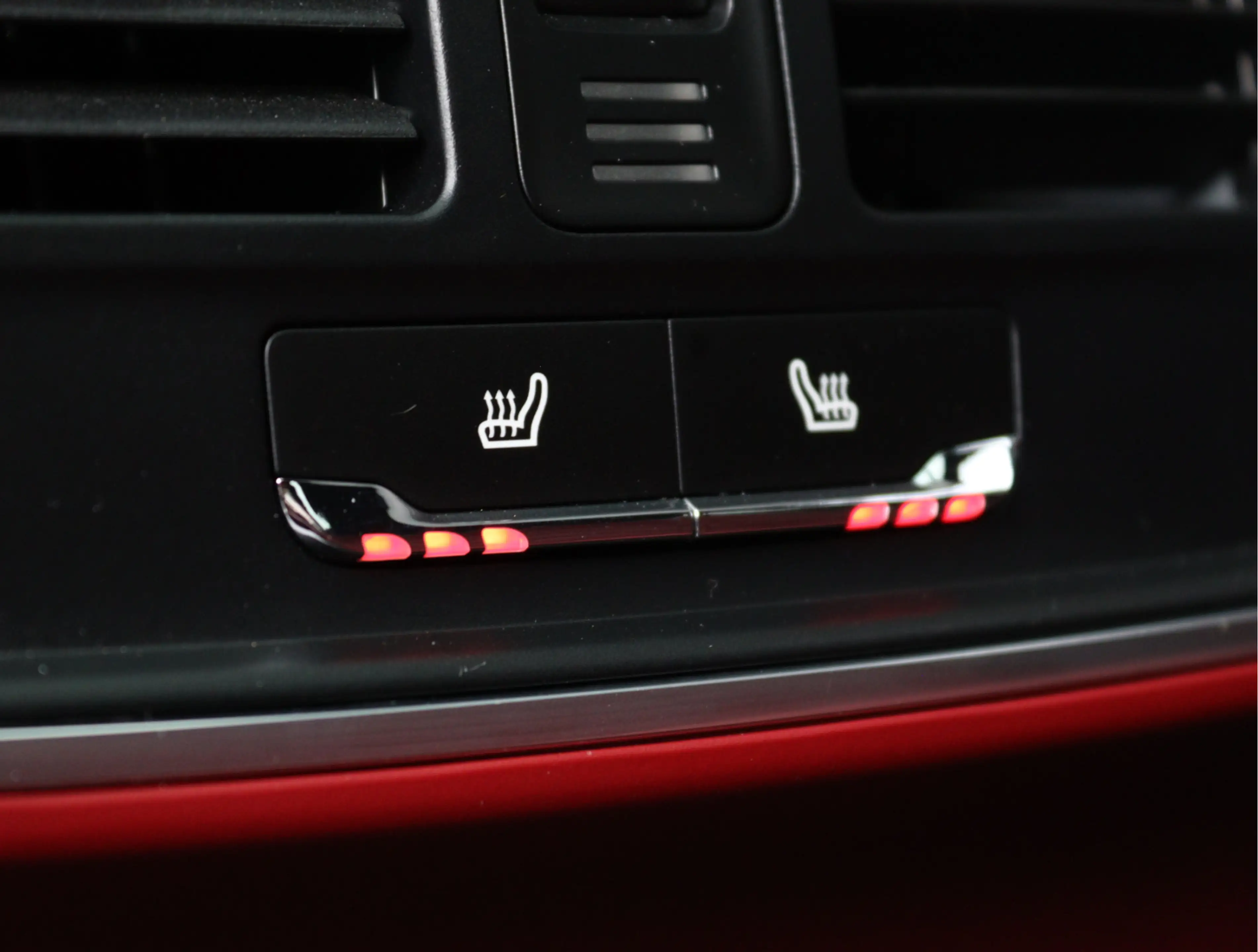 Porsche Macan 2.9 GTS | Pano | Sport Chrono | Luchtvering | BOSE — photo 36