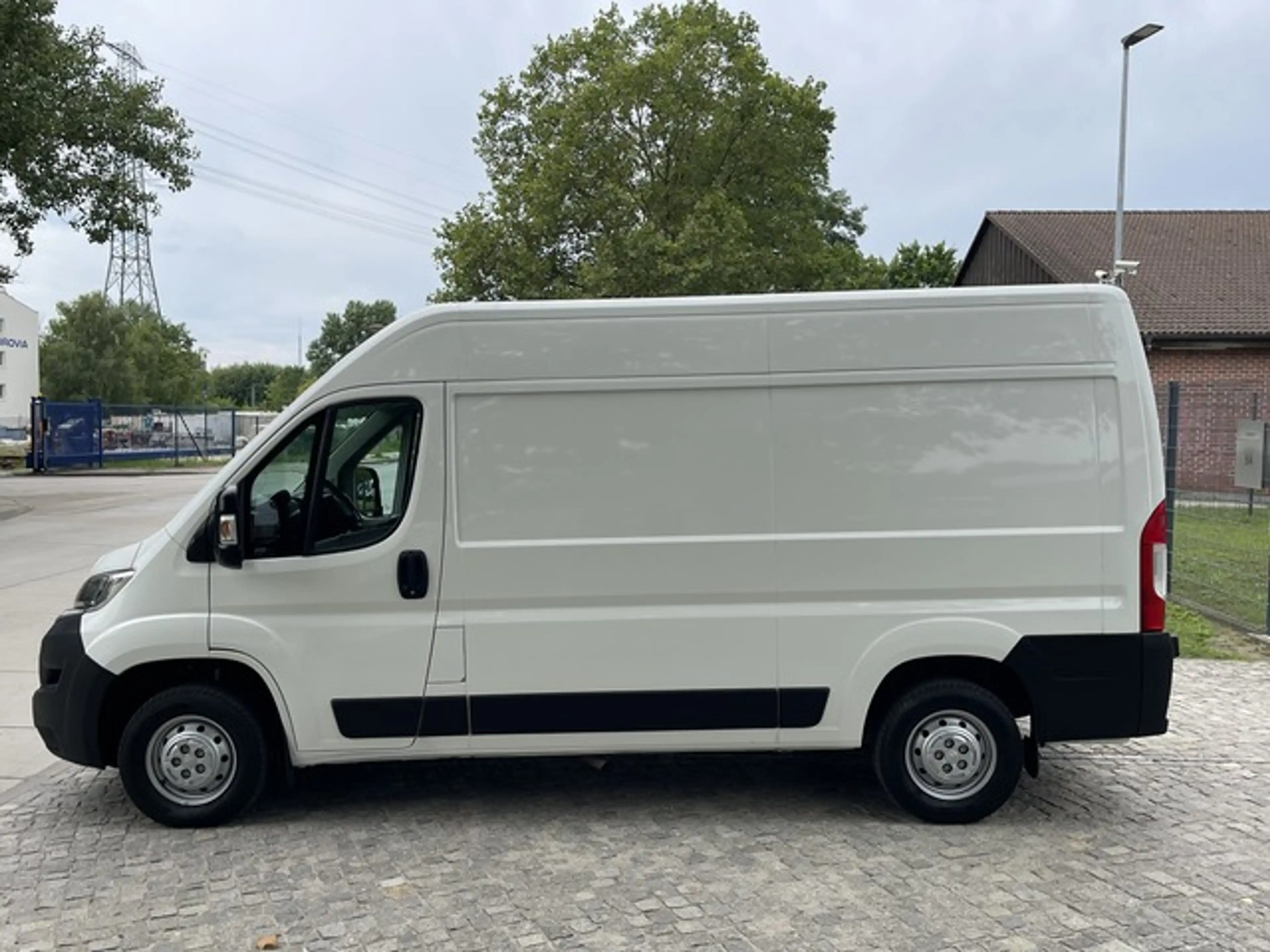 Citroen Jumper 33 L2H2 2.0 BlueHDi 160 1HAND*Klima*AHK — photo 8