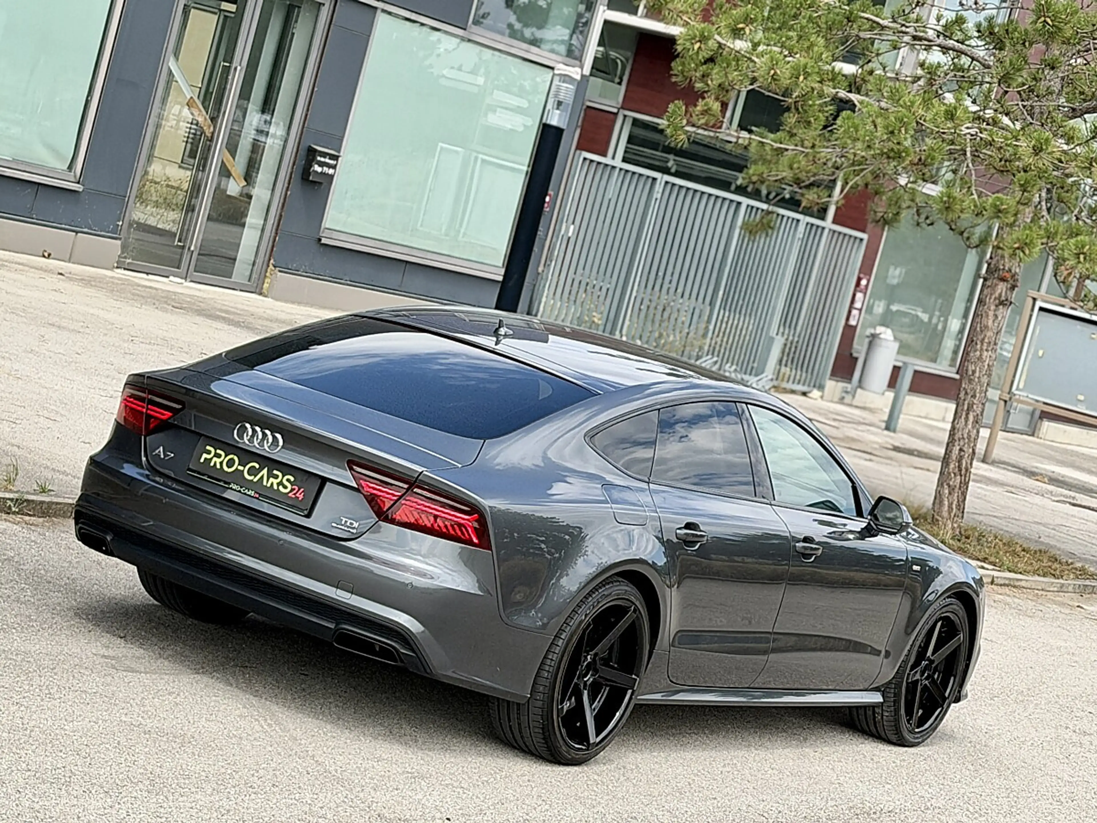 Audi A7 Sportback 3,0 TDI // S-LINE // STANDHEIZUNG // ... — photo 4