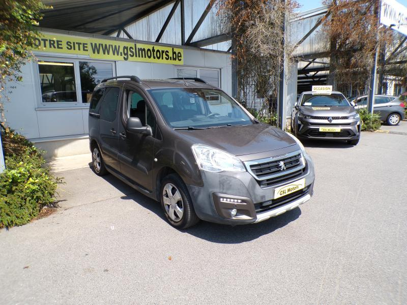 Peugeot Partner Teppee 1.2 110cv Gris 01/18 65482km Clim GPS Radio — photo 3