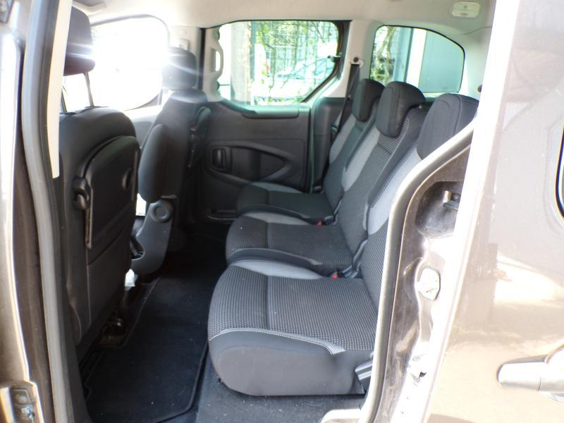 Peugeot Partner Teppee 1.2 110cv Gris 01/18 65482km Clim GPS Radio — photo 7