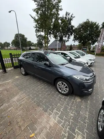 Renault Megane view 6