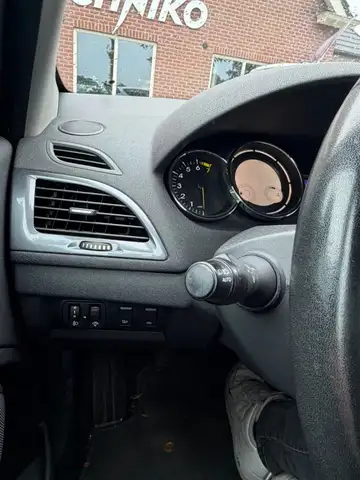 Renault Megane view 8